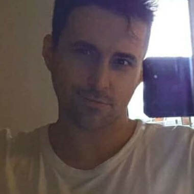 Redaktor, recenzent, felietonista, twórca tekstów, copywriter, spec. SEO, AI cop., korektor