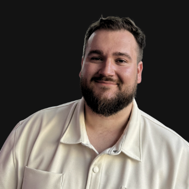 Specjalizuję  się w strategicznym budowaniu marek w przestrzeni digitalowej.