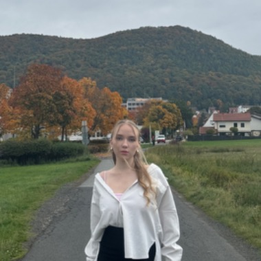 Translator & Content Creator