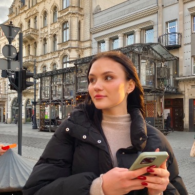 Ux/Ui designer/ Graphic designer