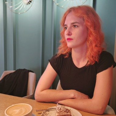 Tłumacz (polski, ukraiński, rosyjski)/ Transkrybent/ Tworzenie napisów wideo