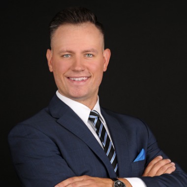 Strategiczny Lider Sprzedaży | Bankowość Inwestycyjna | AI w sprzedaży